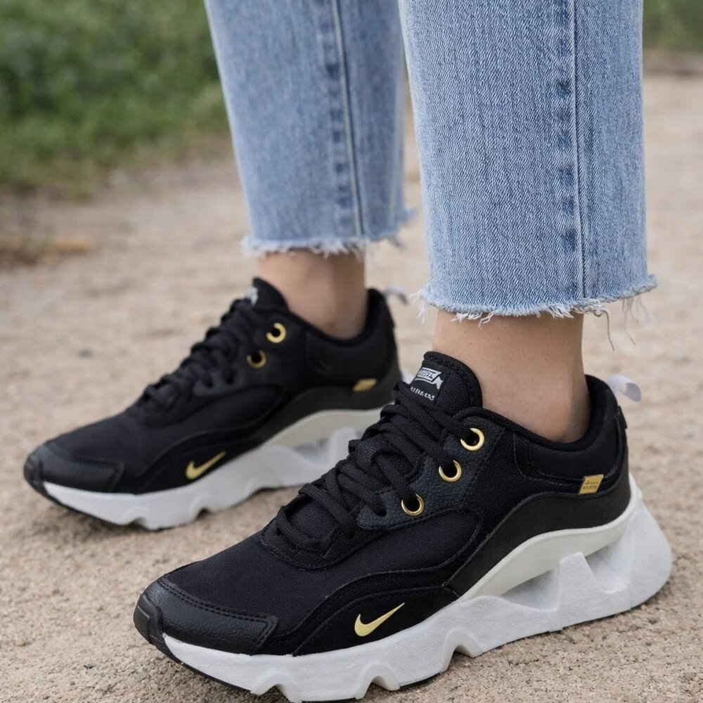 Nike RZY 365 x Serena Williams Design Women's size 7.5 Black Gold